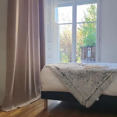 Lovely & Cosy A Disneyland Apartment