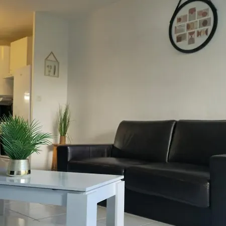 Lovely & Cosy A Disneyland Apartment
